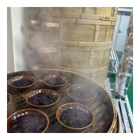 五指毛桃茯湿膏柴火蒸100小时传统工艺茯苓藿香非遗膏方定制贴牌